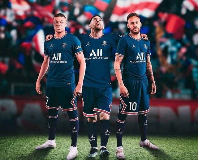 巴黎圣日耳曼主场奏凯,姆巴佩双响炮点燃激情  巴黎圣日耳曼主场奏凯,姆巴佩双响炮点燃激情